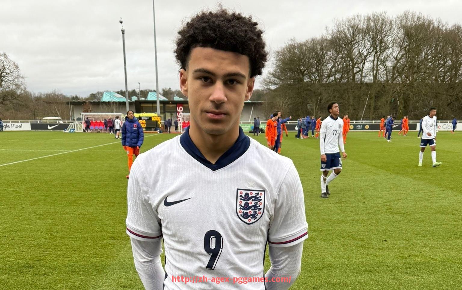 pg电子在线下载-世俱杯比赛延时与补时规则详解：裁判依据是什么？